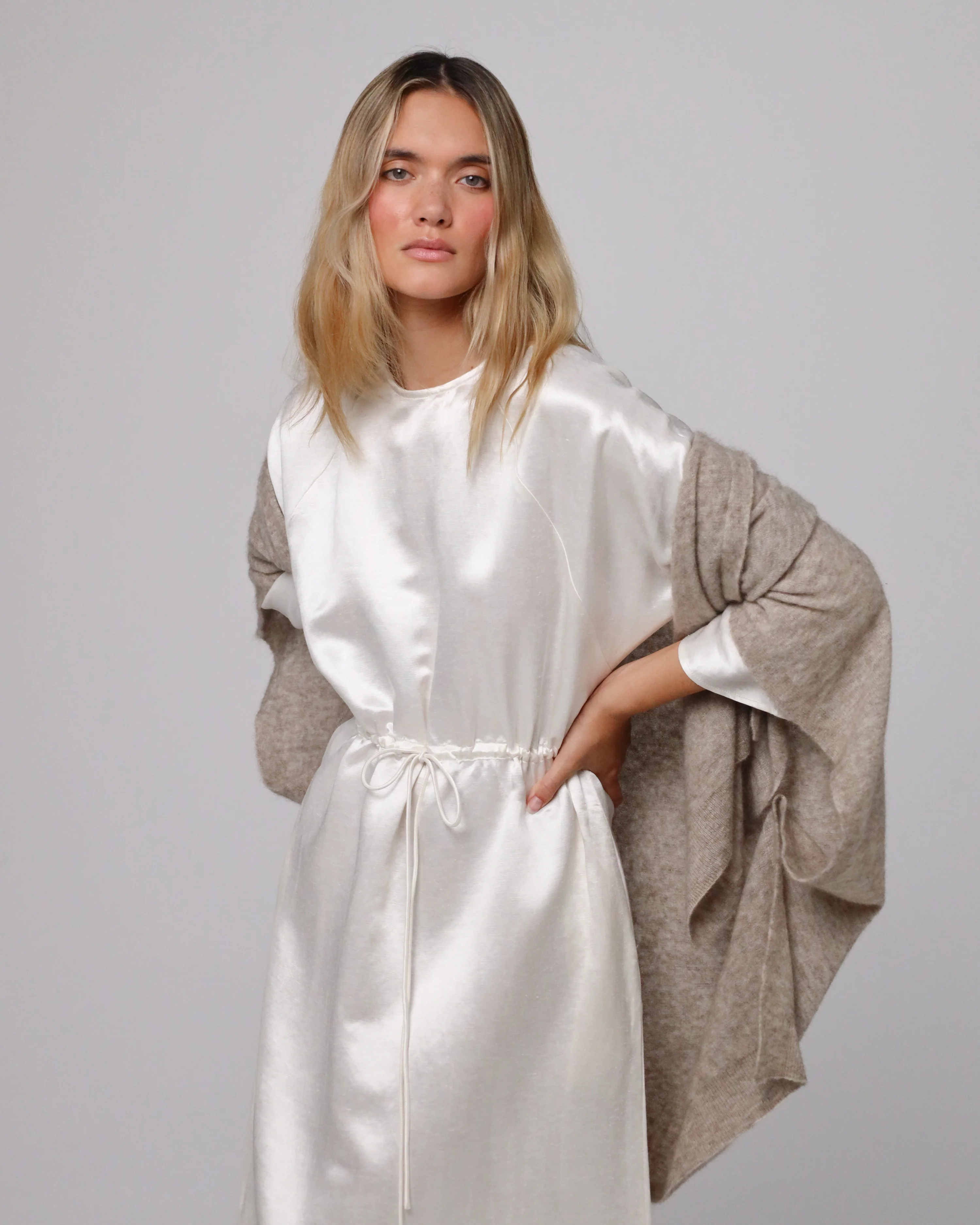 Juana Cashmere Cape - Image 3