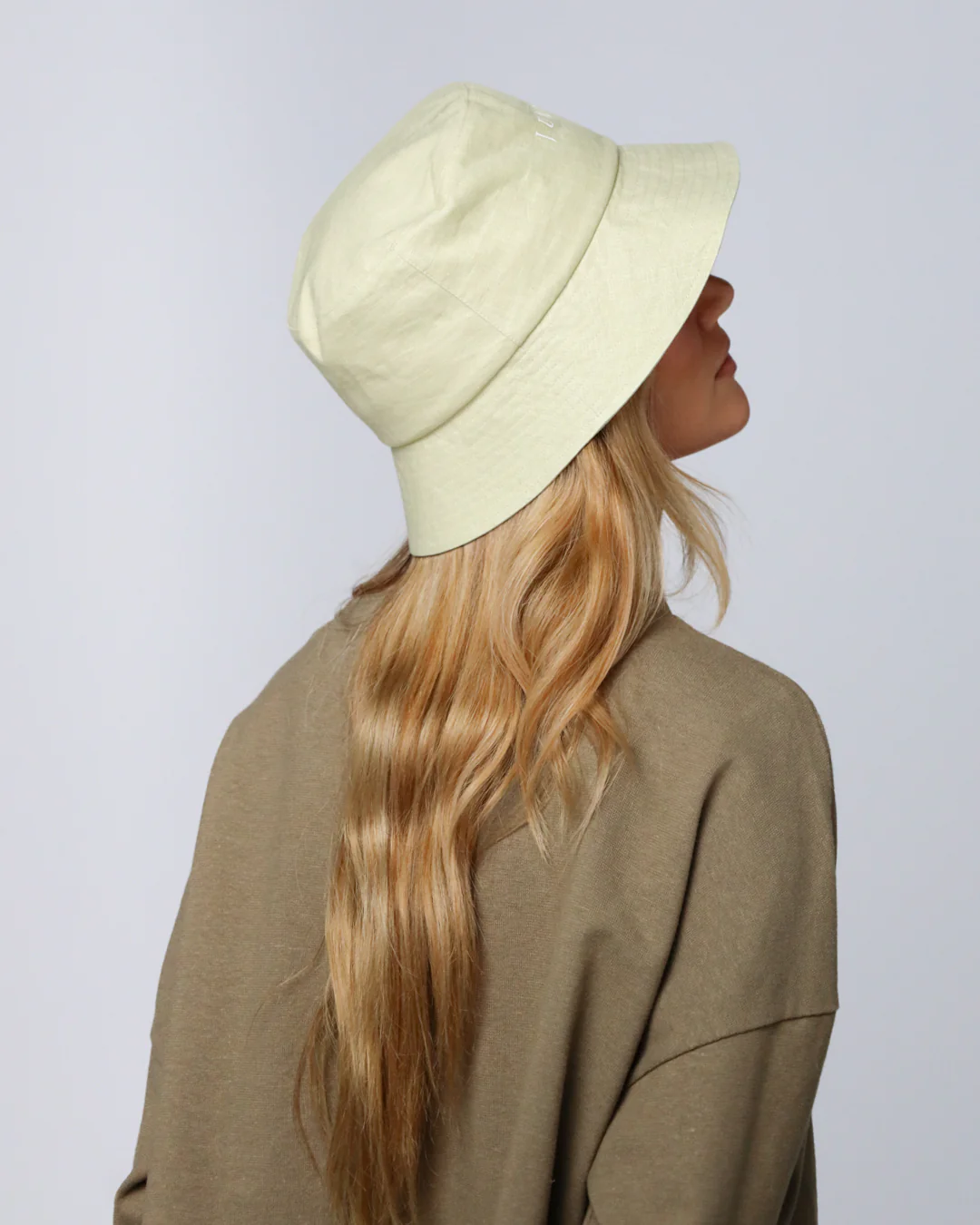 Juana Hemp Essentials Bucket Hat - Image 4